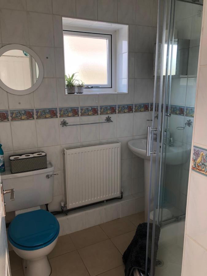 Six By The Sea - 2 Bed House - A Little Something For Everyone Saint Columb Minor Exterior photo